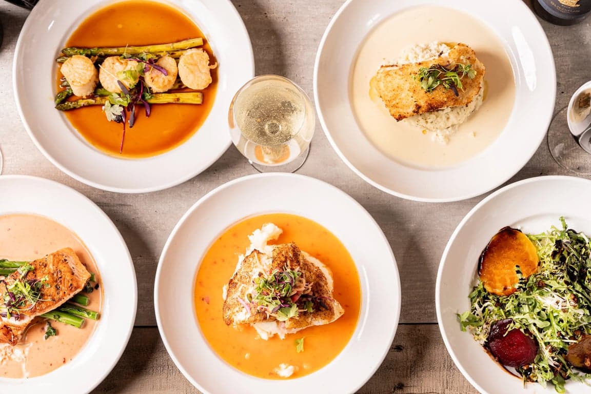 Salt Dining: Indianapolis' Hidden Gem for Fresh Seafood and Coastal Vibes