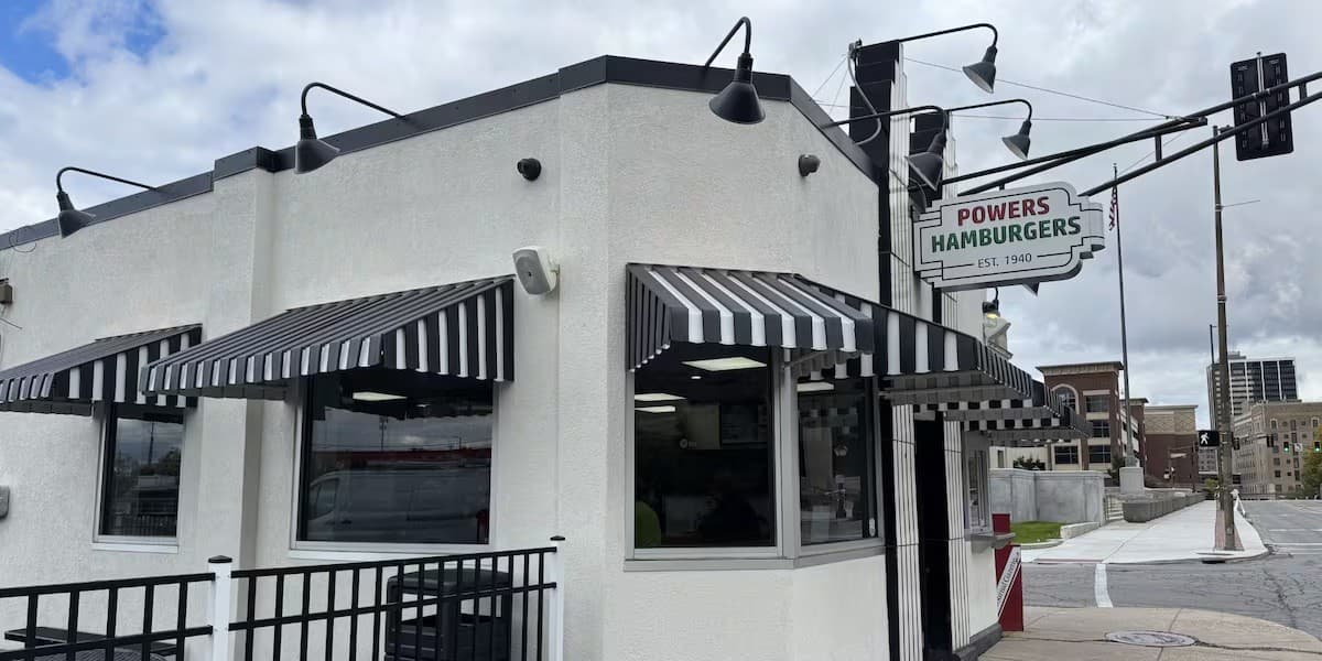 Fort Wayne Slider Record Attempt at Powers Hamburgers