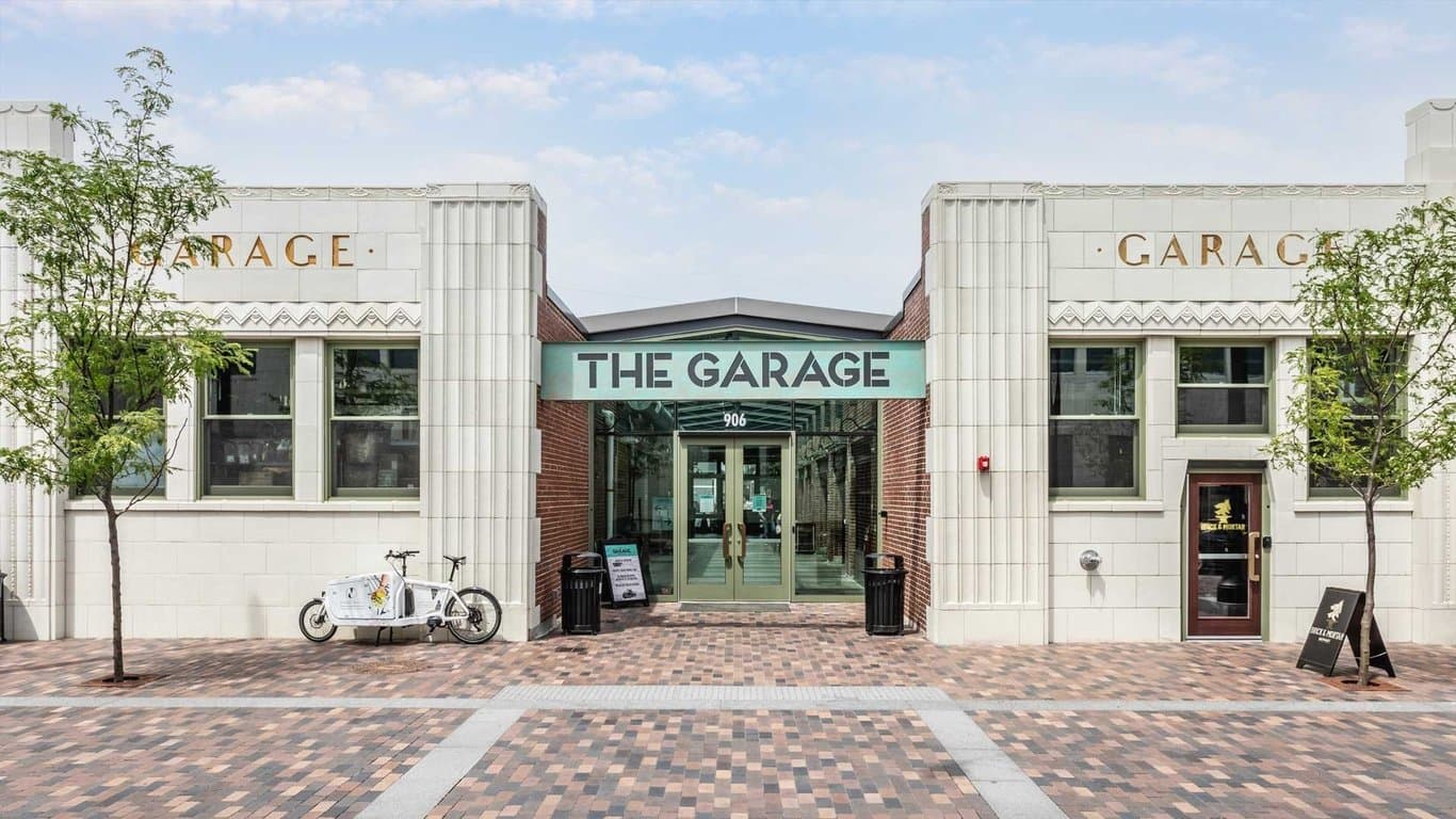 The Garage Food Hall: Indianapolis' Award-Winning Culinary Destination