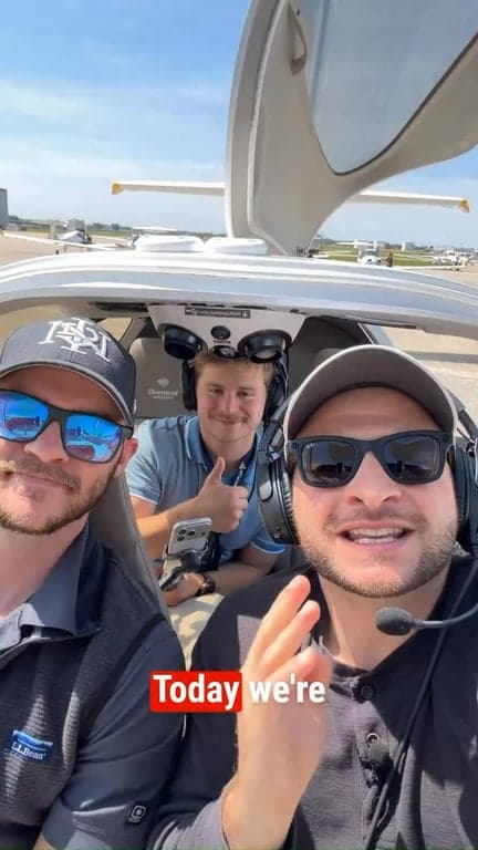 I spent the day learning what it takes to be a pilot at @flywithlift

They are training the next generation of commercial airline pilots with a direct path to @RepublicAirways.

#Flightschool #pilotlife 
