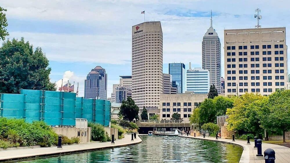 The Canal Walk at White River State Park: A Free Downtown Indy Essential