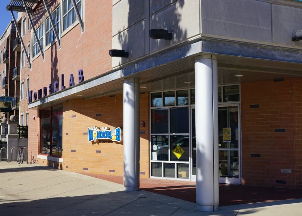Discover WonderLab: Bloomington’s Hands-On Science Adventure