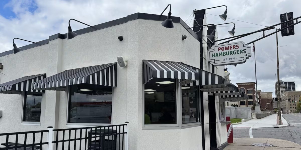 Fort Wayne Slider Record Attempt at Powers Hamburgers
