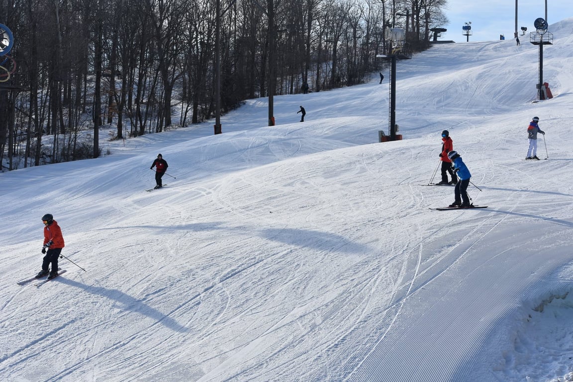 16 Best Winter Activities in Indiana for Families in 2026