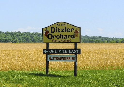 Ditzler U-Pick Orchard in Rosedale, Indiana | Fruit Picking & Farm Fun