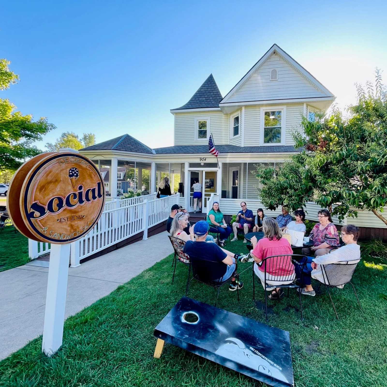 What’s it like in Winona Lake, Indiana?